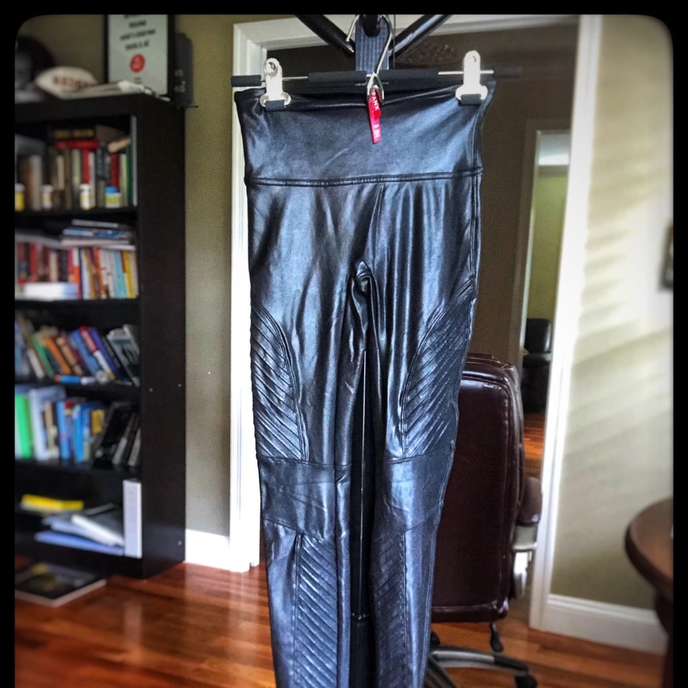 Spanx motto leggings